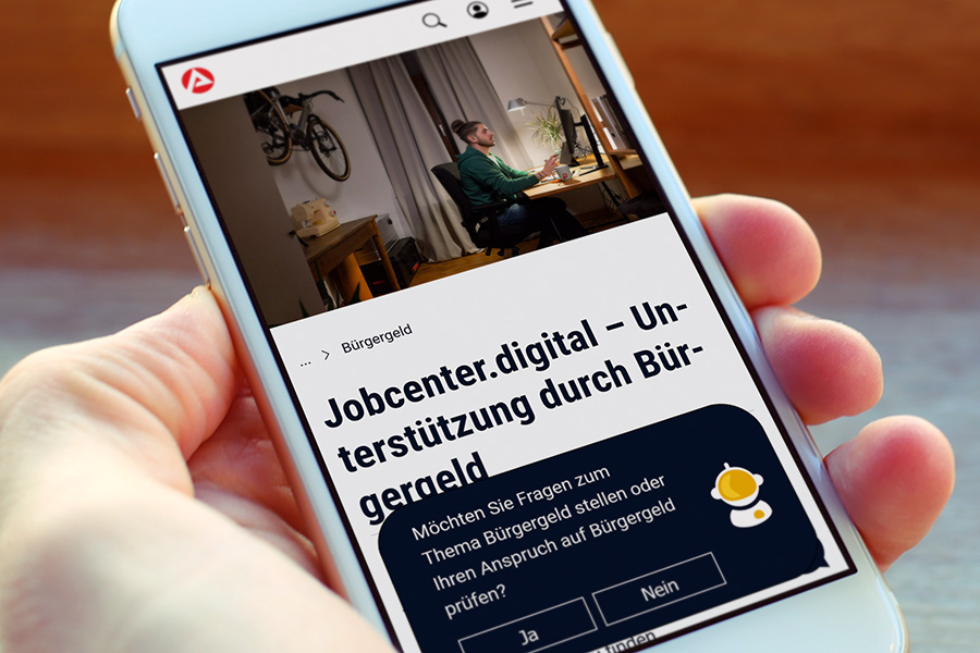 Bild: Handy mit Blick auf die Website www.jobcenter.digital Bild: Handy mit Blick auf die Website www.jobcenter.digital